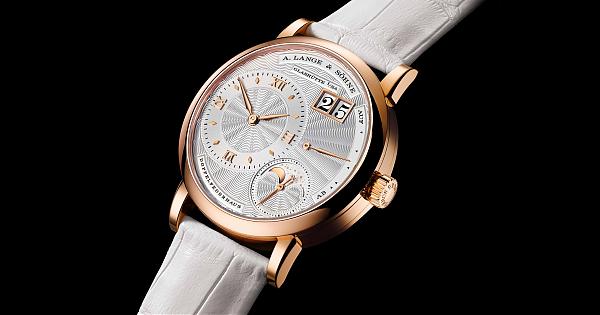 潔白高雅的柔美月色 朗格Little Lange 1月相腕錶