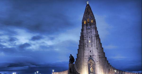 一生必遊的魔幻教堂 -Hallgrímskirkja太空梭教堂