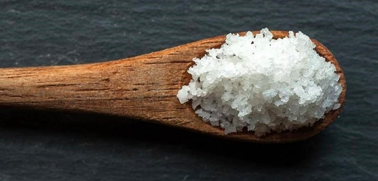 高級料理不可或缺的「鹽之花 Fleur de sel 」是什麼?與一般食用鹽差別在哪?