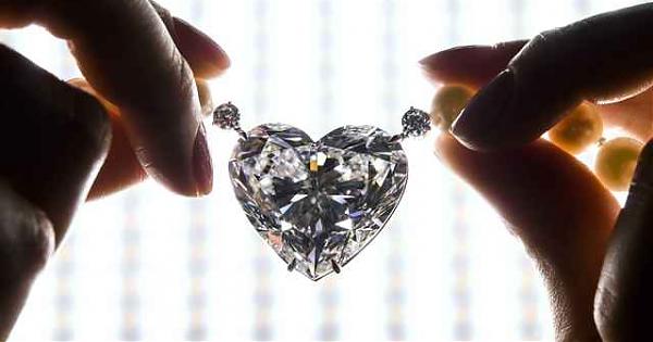 五億賣出！世上最大的心形巨鑽La Legende