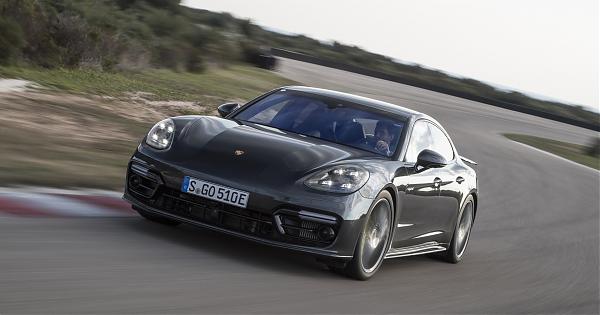 性能主義的油電房車PORSCHE Panamera Turbo S E-Hybrid