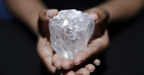 世上第二大原石！Lesedi La Rona鑽石重1109克拉