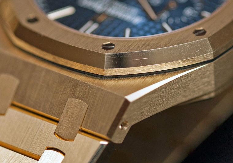 莫驚慌！手錶輕微刮傷急救法