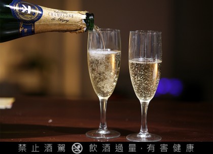 为年菜搭出星级美味 3分钟看懂香檳四大分类
