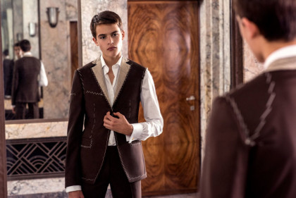 穿西装别忽略这个细节 西装袖口要多长才漂亮