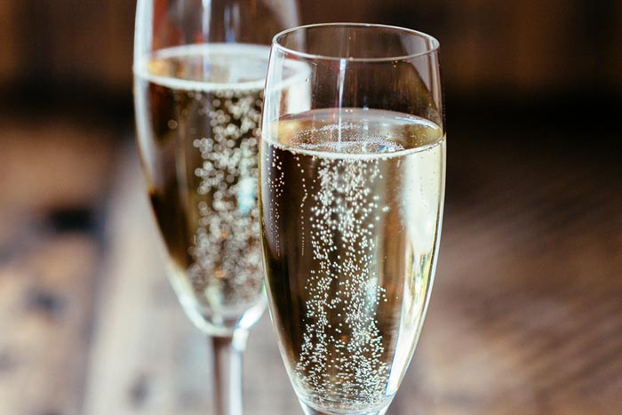 气泡酒Prosecco是不是香檳Champagne?