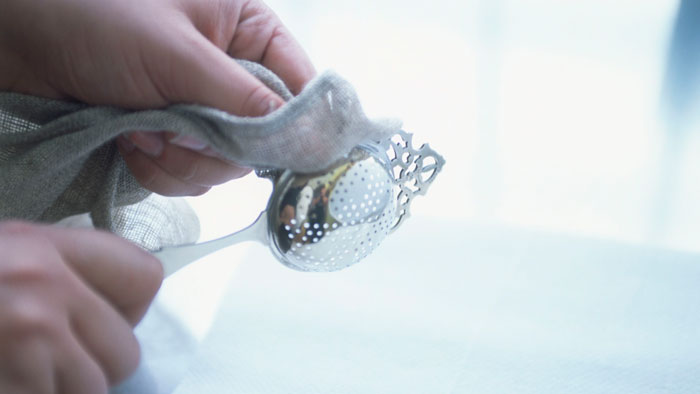 买纯银餐具也要会保养 4大守则让银器餐具变身传家之宝