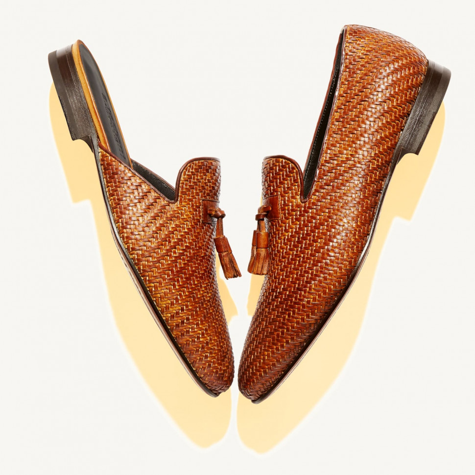 A.testoni大胆採用流苏设计以及皮革编织为男士皮鞋增添夏季时尚感