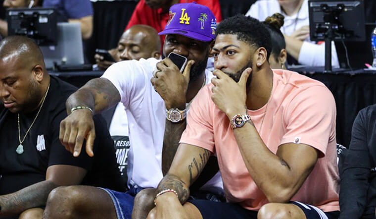 湖人二巨头LBJ和AD现身拉斯维加斯夏季联盟手上戴了什麼表