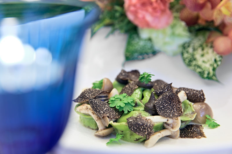 史无先例 三二行馆黑松露水晶盛宴