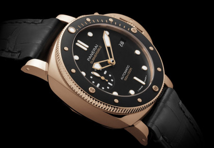 Submersible 974改换沛纳海新研发的Goldtech表壳