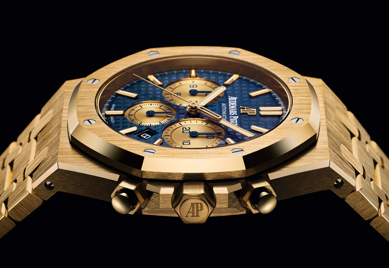 皇家橡樹計時碼錶目前有很多材質和配色版本 但黃金錶殼就只有這款而已