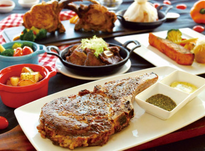 台中亚致大饭店「义大利番茄美食节」烧烤牛胸、战斧猪排让人食慾大增