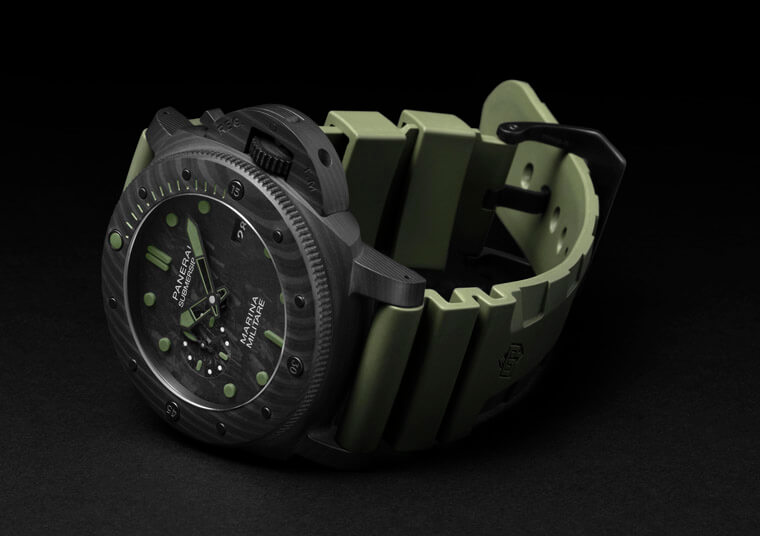 PAM00961完全展现沛纳海招牌印象的军表风格