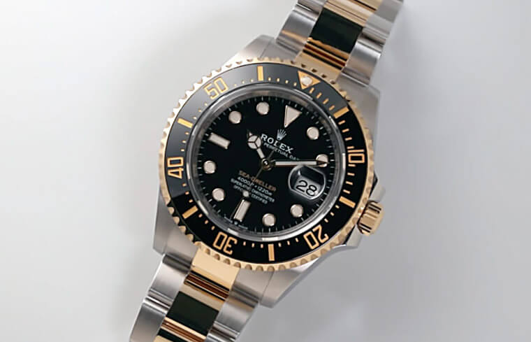 海使126603打破系列不鏽鋼錶殼慣例 改成半金展現優雅高貴氣質