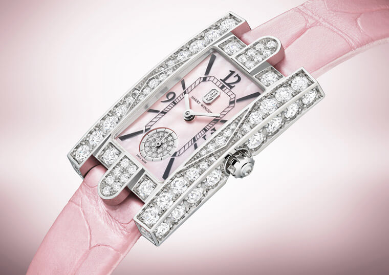 海瑞温斯顿第五大道Avenue系列把品牌纽约旗舰店印象融入手表造型