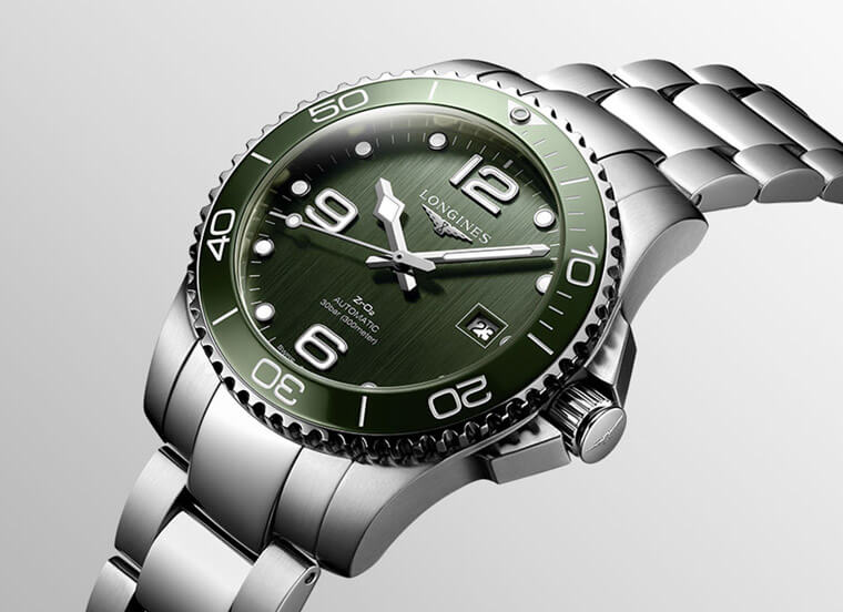 定价较高的绿浪鬼专卖店款 细节和一般版有差