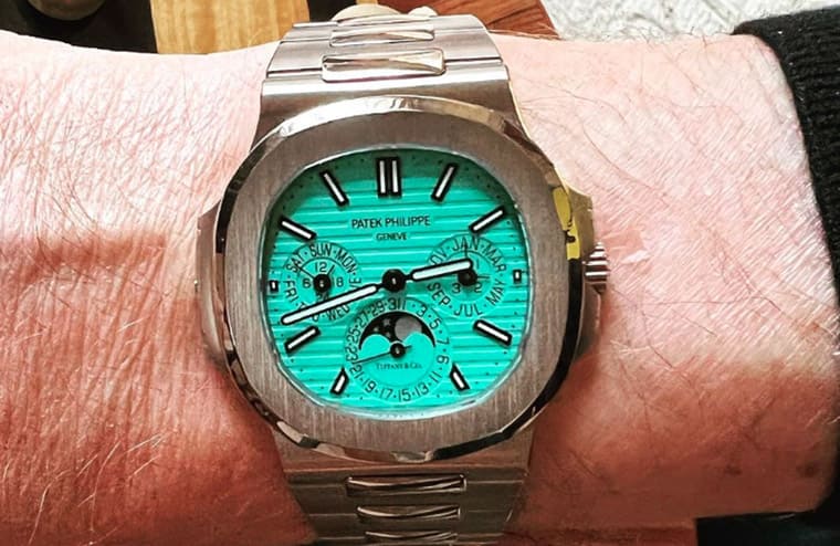 全球只有他有！LVMH总裁独享的一支TIFFANY蓝面PP金鹰5740万年历