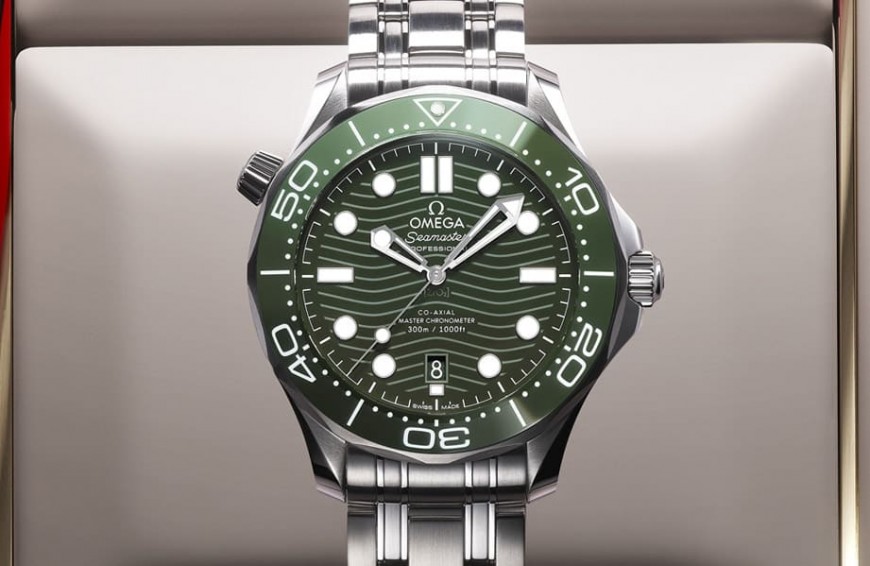 OMEGA綠海馬這6點比ROLEX綠水鬼還要吸引人