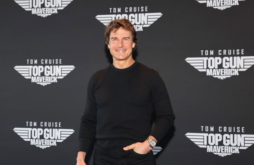 汤姆克鲁斯戴绝版卡地亚手表宣传新片《捍卫战士：独行侠》