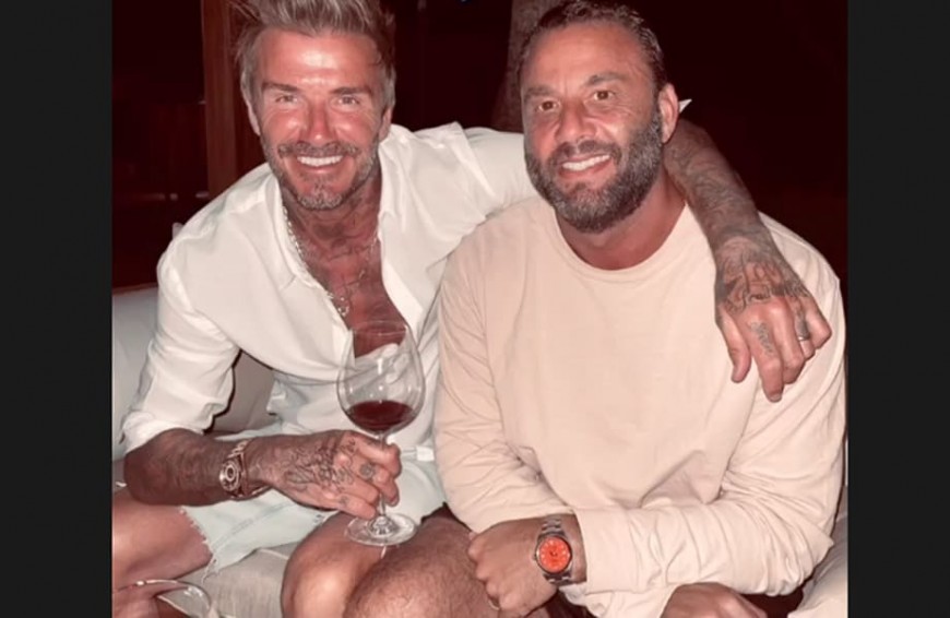 贝克汉帮夜店大亨好友庆生 两人手上的表还刚好撞品牌