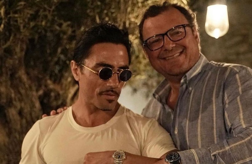 PP总裁和土耳其名厨「撒盐哥」合照一起晒百达翡丽名表