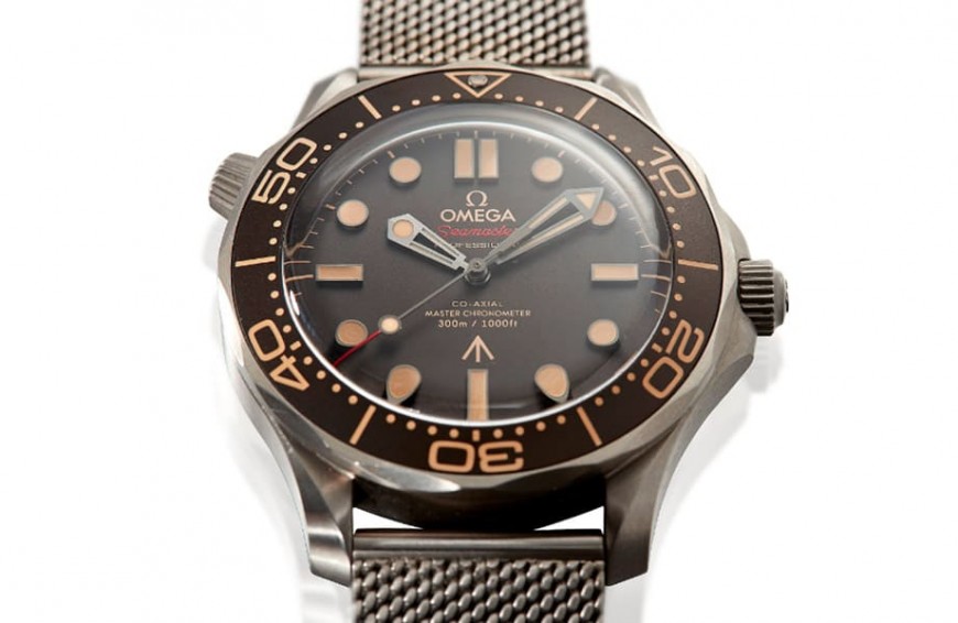 007龐德電影道具專拍 丹尼爾克雷格佩戴的海馬潛水300米超過估價逾十倍成交