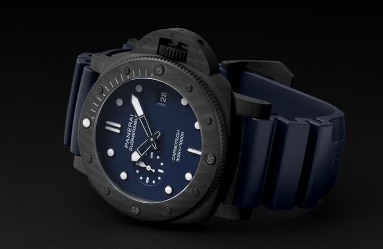 评点沛纳海高科技碳纤维Submersible潜水表