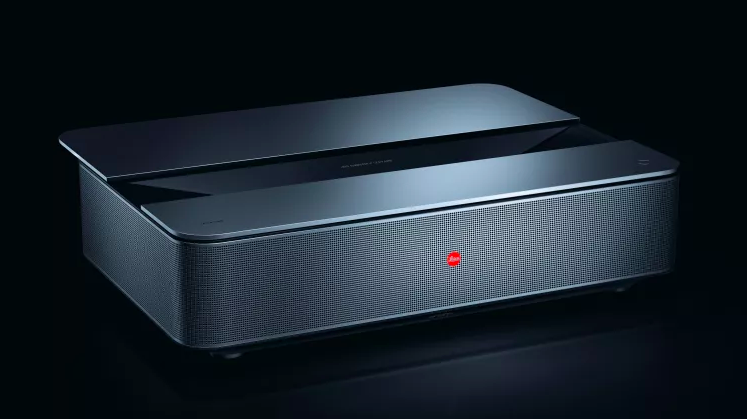 徠卡首款电视投影机「Leica Cine 1」三色镭射技术打造顶级家庭剧院