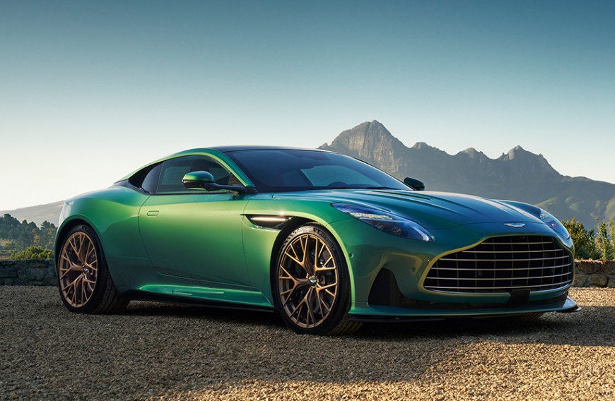 世界首辆Super Tourer亮相  Aston Martin DB12售价1288万起