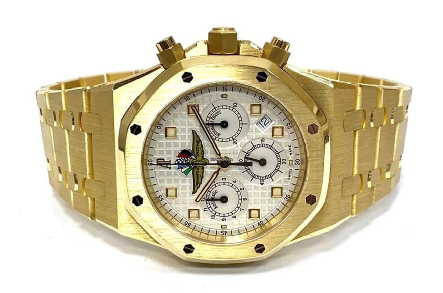 本來屬於車神舒馬克卻又無緣的愛彼皇家橡樹計時碼錶求售 開價相當高