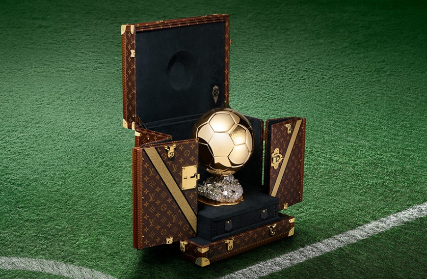 路易威登打造「2023金球奖LV硬箱奖杯」荣耀足球至尊得主