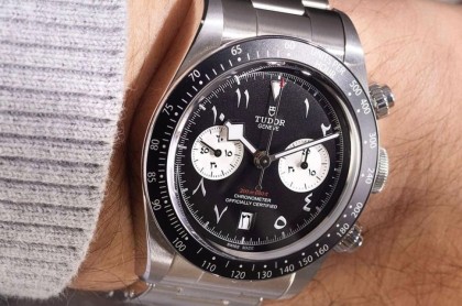 帝舵这款Black Bay计时码表一原因价格竟比一般款高10倍