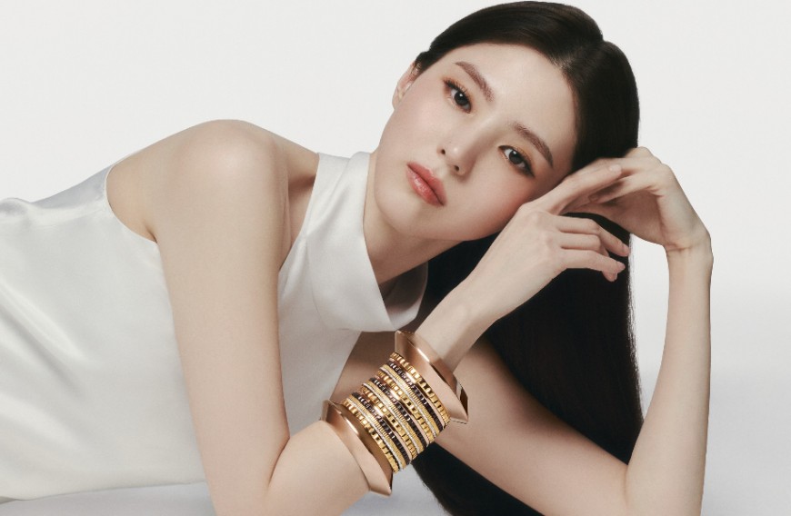 Boucheron宝诗龙「Never Enough 2024春夏形象」 韩韶禧演绎Quatre项链手环新品