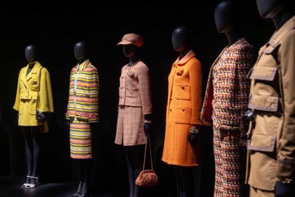 CHANEL《解構風格魅力之旅》精選套裝、香奈兒包台北展出