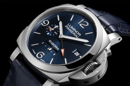 沛納海Luminor兩地時間新作PAM01482再現品牌經典線性動力儲存顯示
