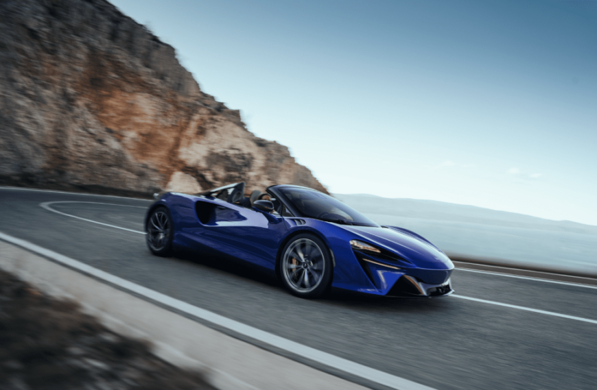 McLaren首款高性能油電敞篷超跑「Artura Spider」全台首亮相