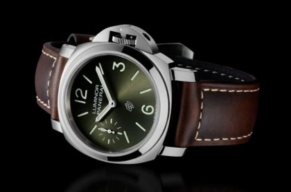 沛纳海专卖店限定Luminor PAM01624 不锈钢表壳搭绿色太阳放射纹面盘