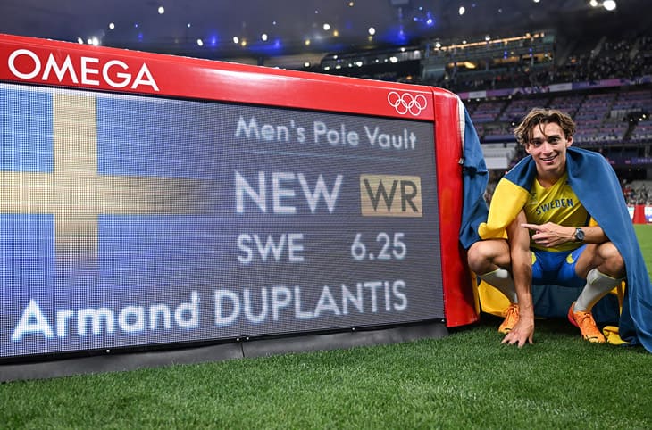 瑞典撐竿跳新星得金牌又破世界紀錄 最新聯名錶直接戴去比賽