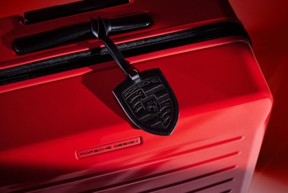 充满911细节的奢华行李箱「Porsche Design Roadster 硬壳商务行李箱」即日起全台发售