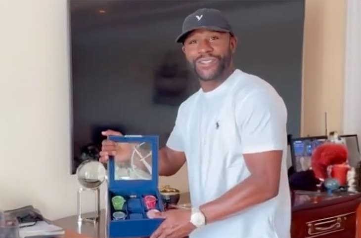 AVI & CO. Hue系列彩色宝石套表第一位买主现身 炫富拳王梅威瑟重金入手