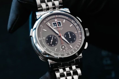 朗格为公益特制唯一Datograph计时码表 拍卖惊人高价将全数捐出