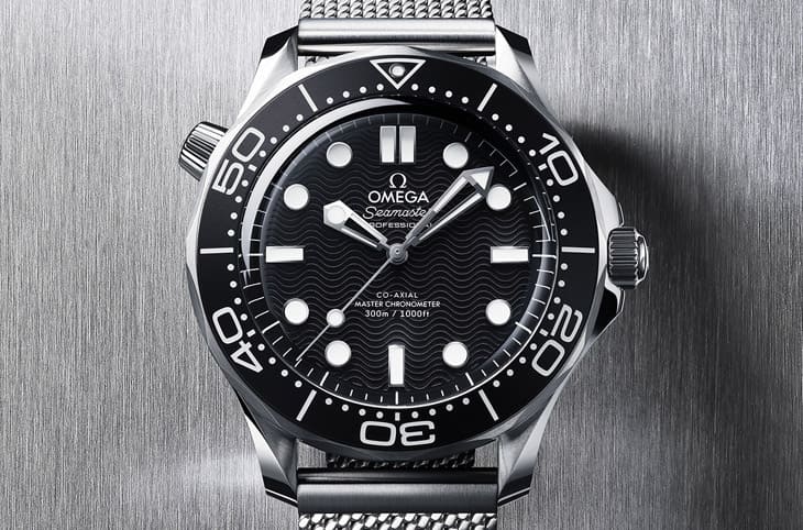 欧米茄人气海马潜水300米新作走复古风 数月前好莱坞大咖已抢先戴上手