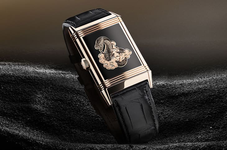 積家Reverso翻轉系列「雕刻加琺瑯」詮釋2025蛇年生肖