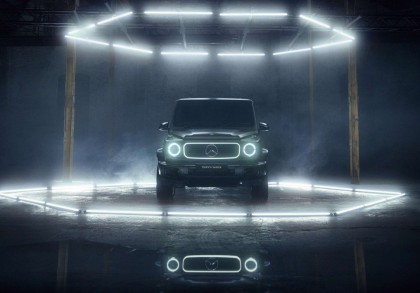 原地720度旋轉美技!賓士純電越野 2025 Mercedes-Benz G 580接單價808萬起