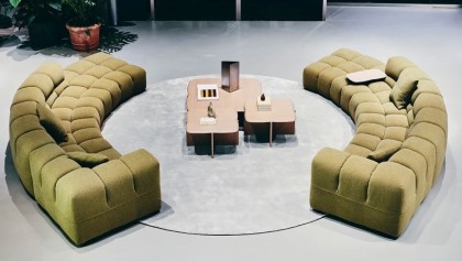 B&B Italia经典再更新 「Tufty-Time 20」模组化沙发高度增加坐感更舒适