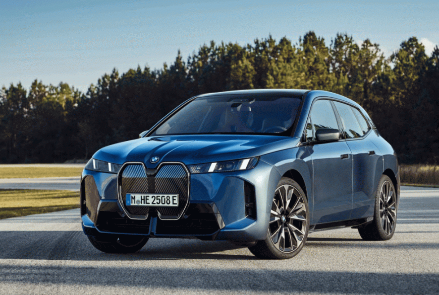 續航飆破700公里 2025 BMW iX純電旗艦休旅雙車型預售369萬起