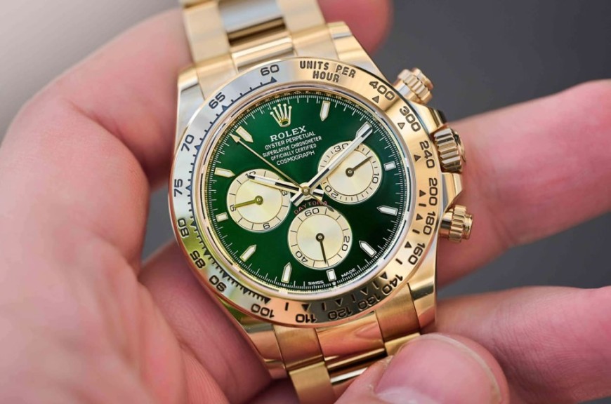 停产后再现身！劳力士Daytona绿金迪重回市场依旧让人爱不释手