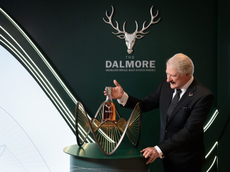 傳奇釀酒師Richard Paterson坐鎮「大摩時光鎏寓」 揭幕Luminary No.3 52年傳奇新作