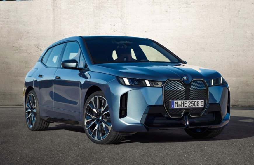 BMW iX 豪華純電旗艦休旅 首度標配M Sport套件三車型338萬起